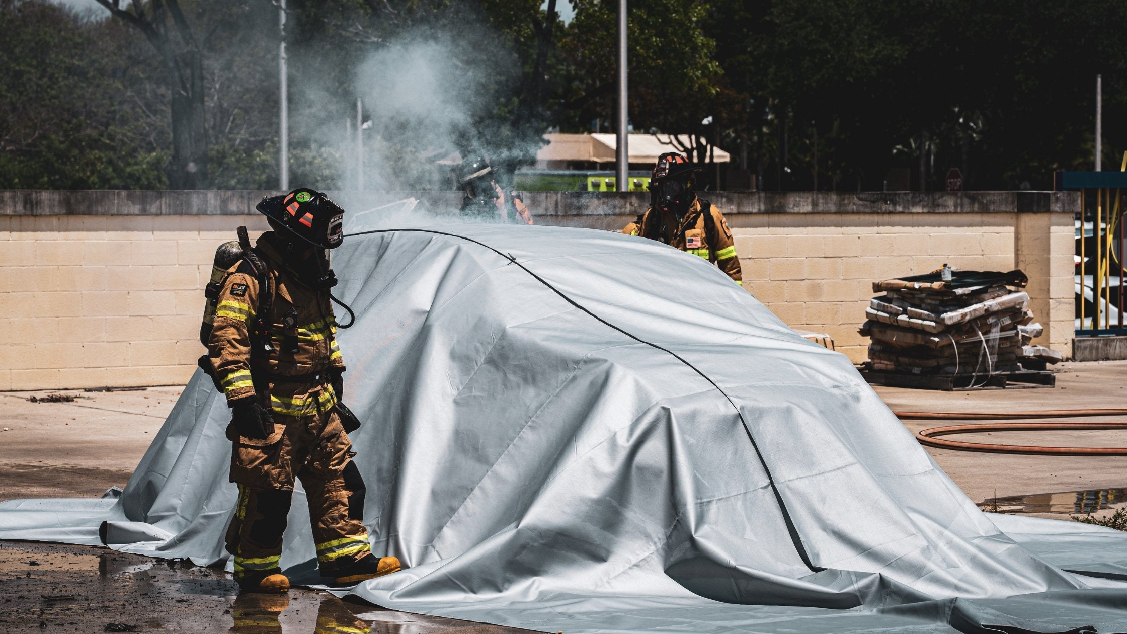 How to Use a Li-FIRE EV Fire Blanket | Step-by-Step Guide – Li-Fire